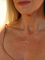 T-Bar Pendant Chain Necklace