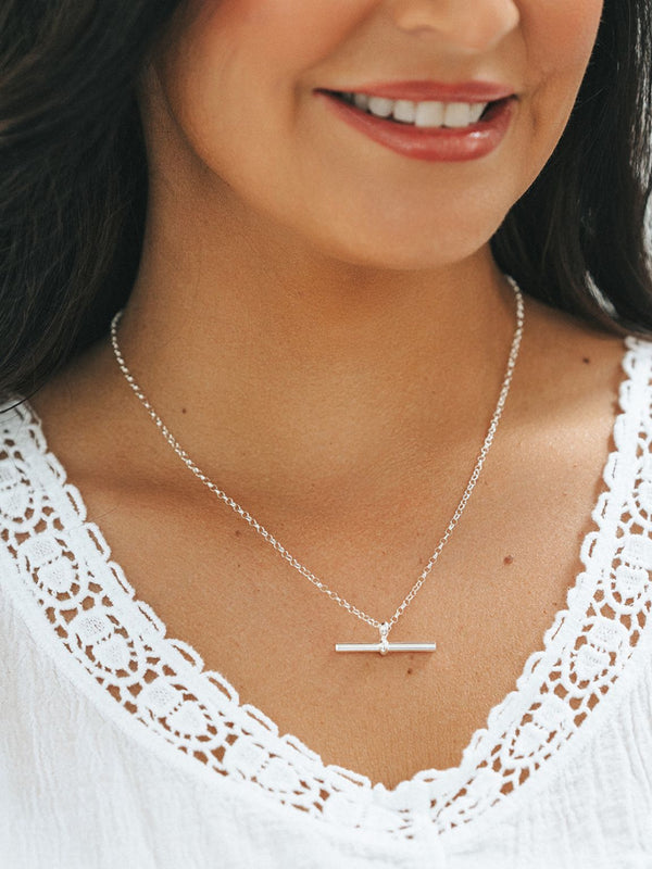 T-Bar Pendant Chain Necklace